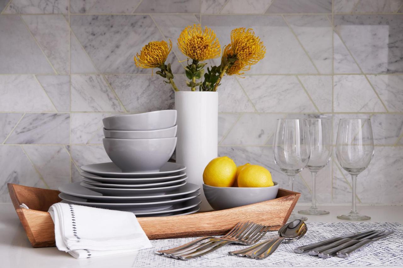 Aparthotel Sentral Michigan Avenue Chicago Exterior foto Dinnerware